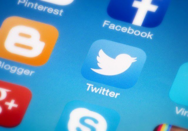 Twitter boosts revenues, but loses money